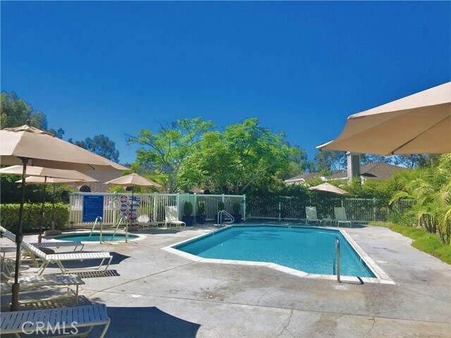 Building Photo - 208 Santa Rosa Ct