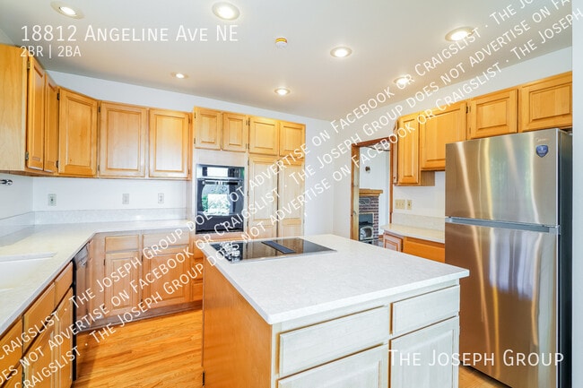 Building Photo - 18812 Angeline Ave NE