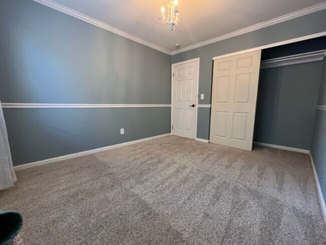 Building Photo - Charming 3 Bedroom 2 Bath with Large Backyard on Corner lot