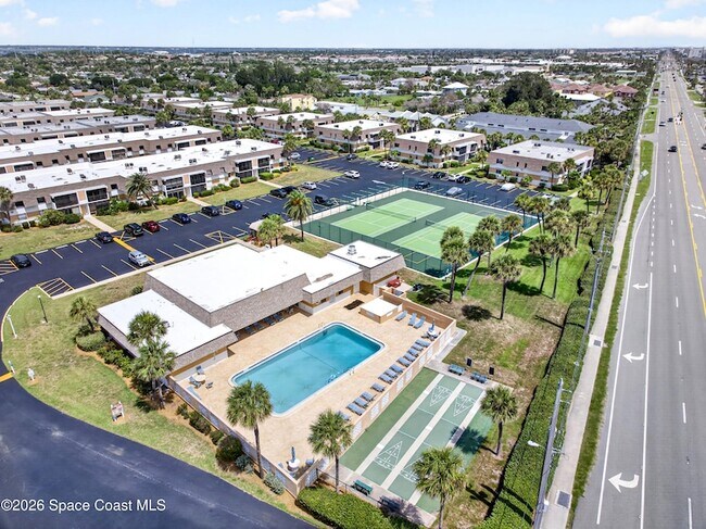 Building Photo - 2700 N Hwy A1A