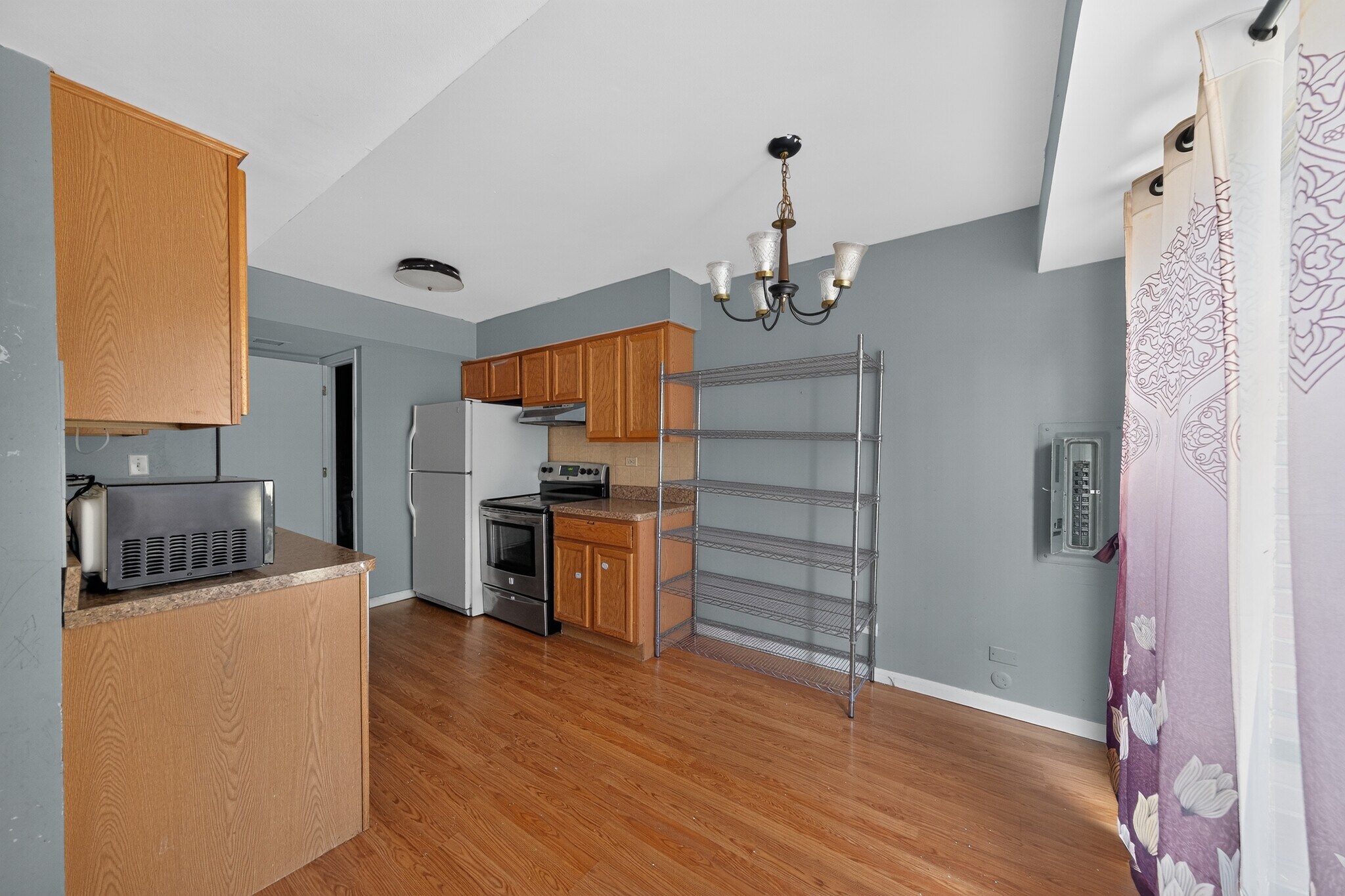 Building Photo - 614 Bryn Mawr Ct