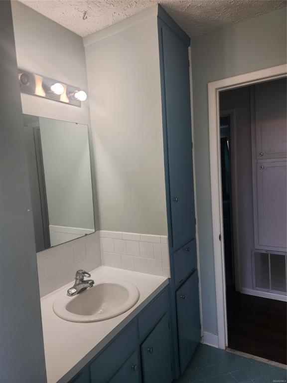 Building Photo - 3706 Jasmine Hill Rd