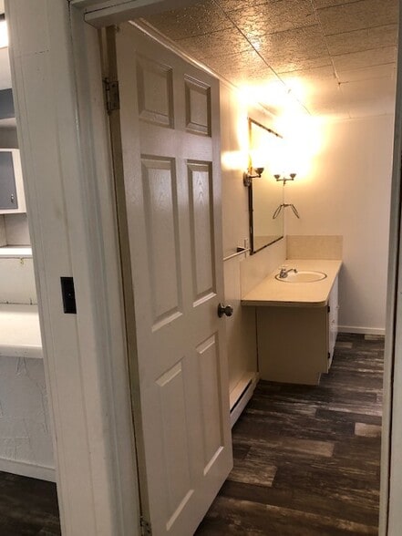 Bathroom - 432 11th St