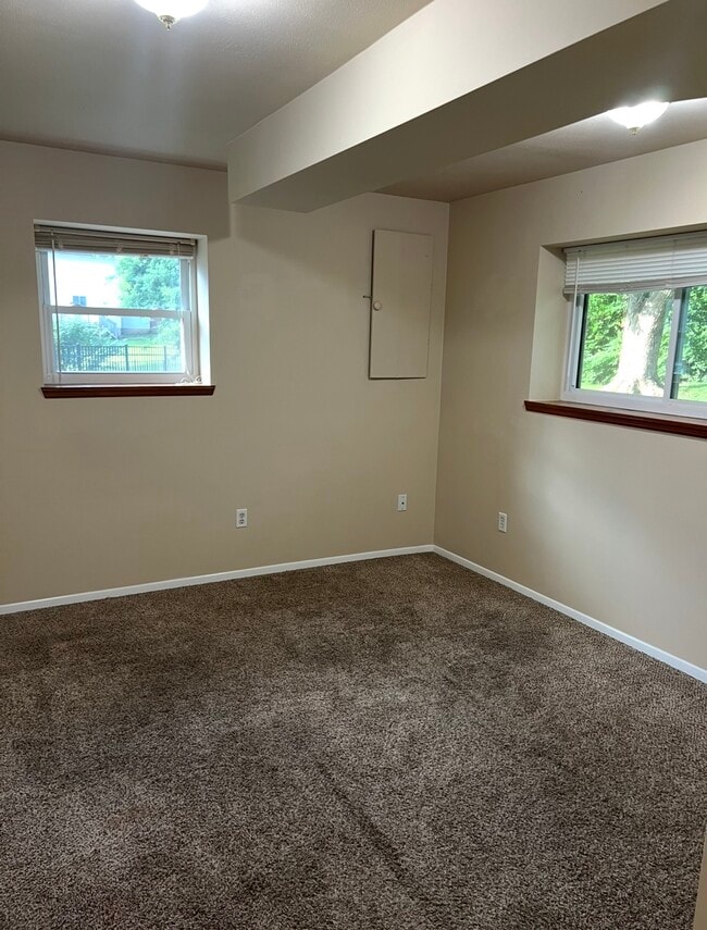 Building Photo - 18 Duffy Ct