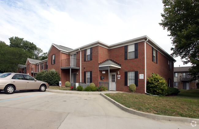 Building Photo - College Park Apartments