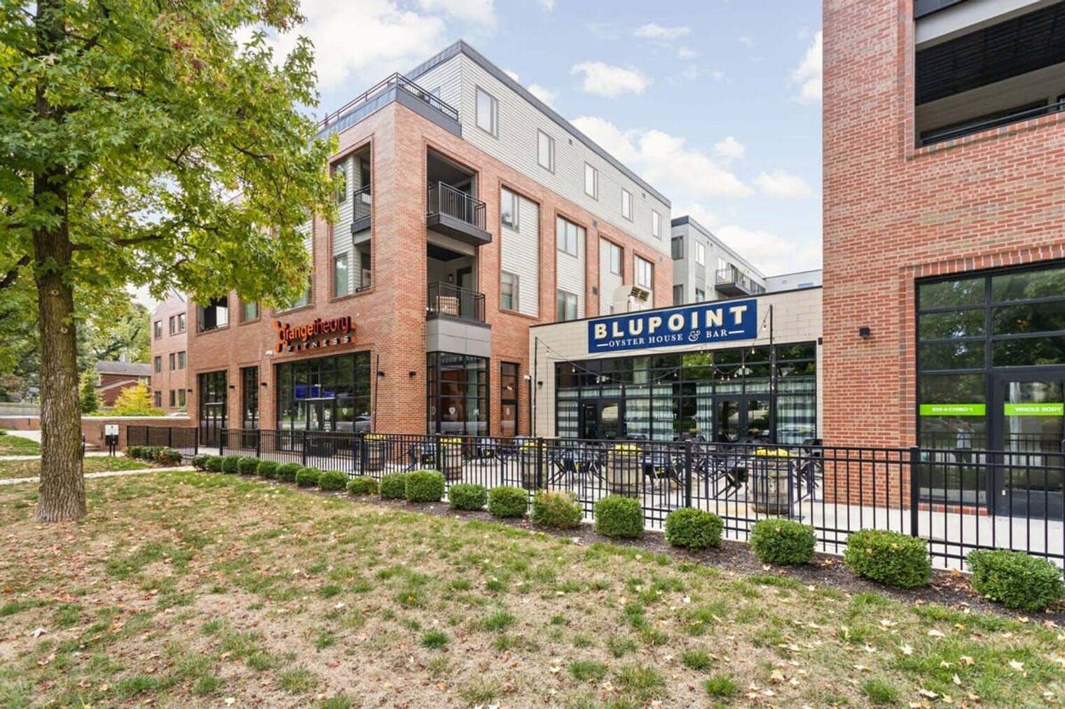 Building Photo - 5858 N College Ave