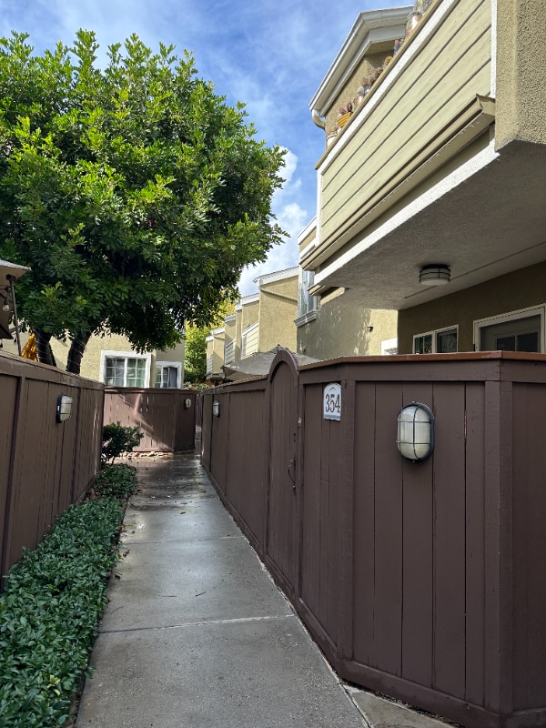 Building Photo - 5404 Balboa Arms Dr