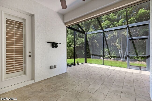 Building Photo - 15501 Cadiz Ln