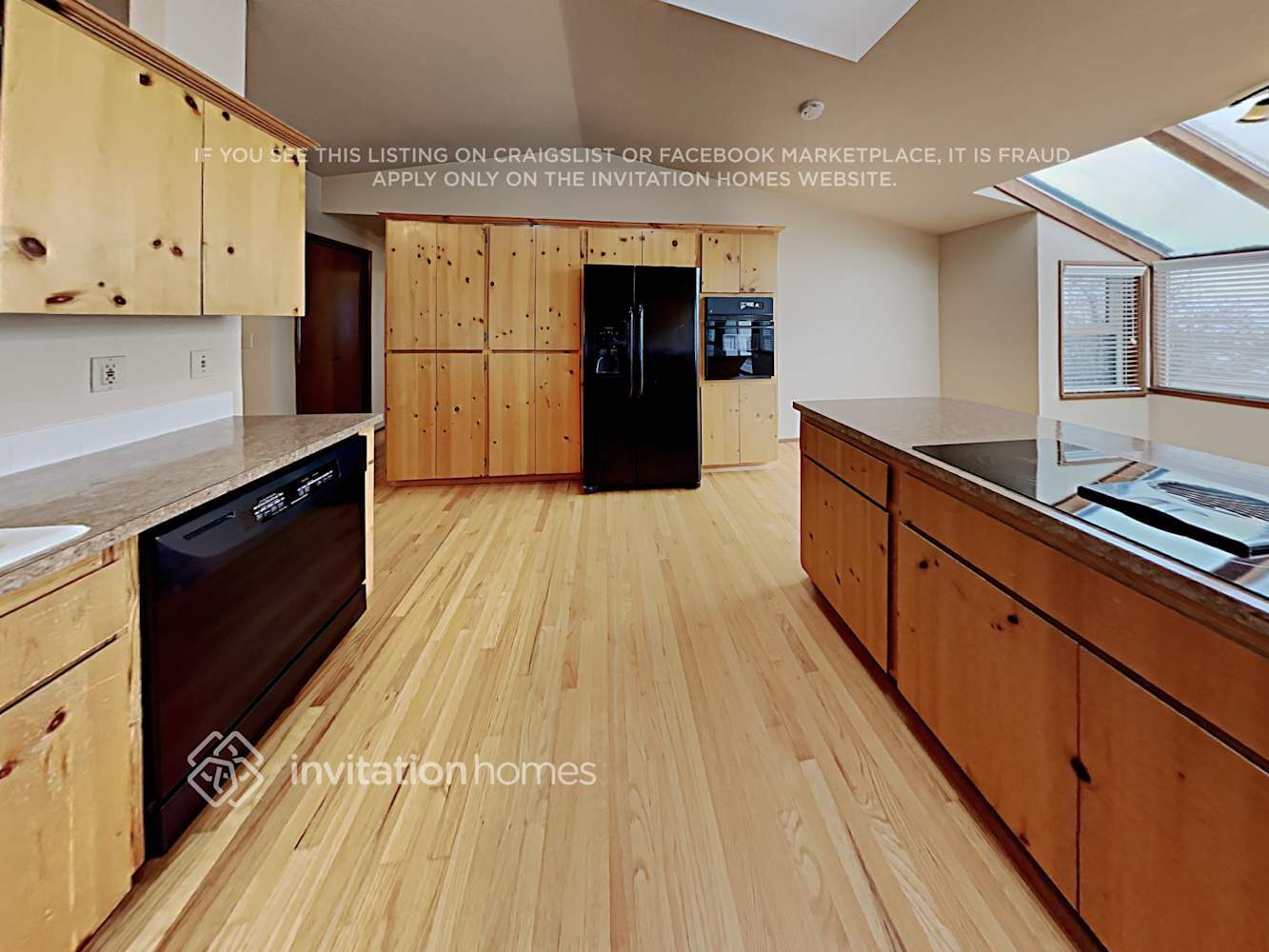 Building Photo - 16412 106th St Ct E