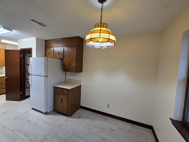 Building Photo - 199 Lakeside Ln