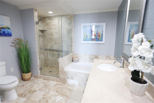 Building Photo - 1350 Main St