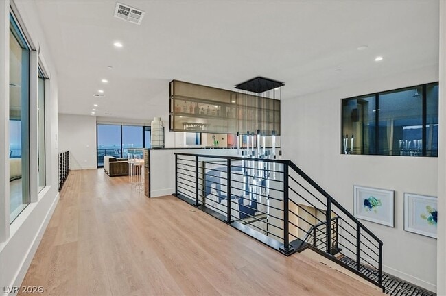 Building Photo - 807 Magnum Cliff Ct