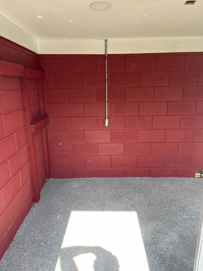 Building Photo - 801 Rockefeller St