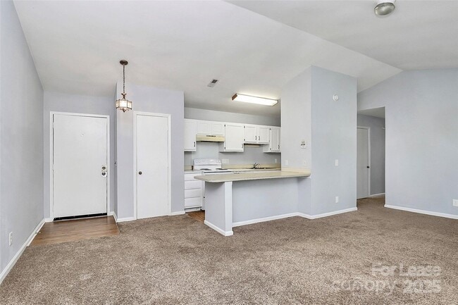 Building Photo - 6146 Meadow Rose Ln