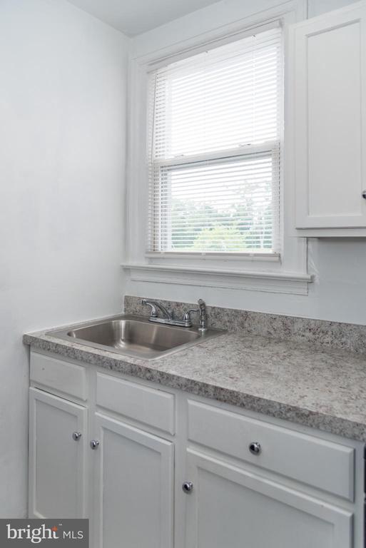 Building Photo - 7607 Eastern Ave NW