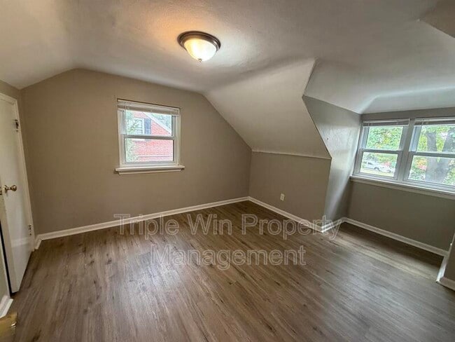 Building Photo - 1629 Redman Rd