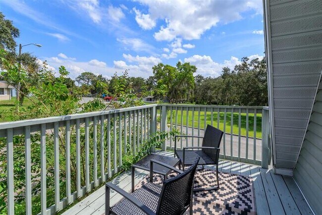 Building Photo - HH123