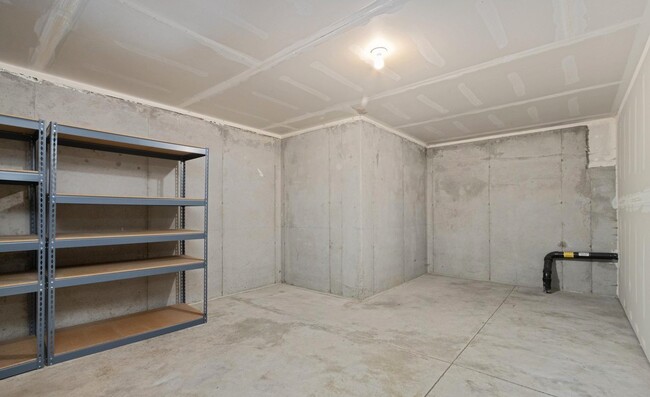 Building Photo - 408 Strasburg Dr