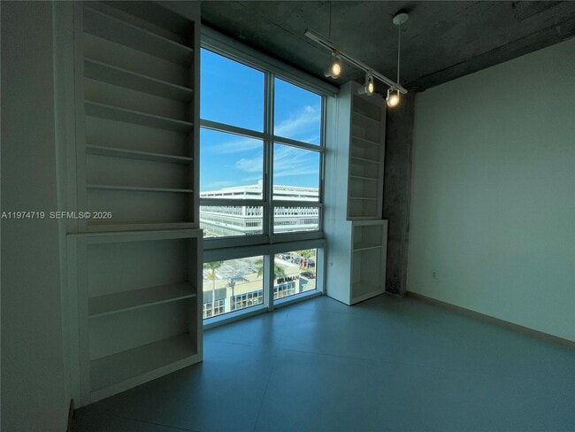 Building Photo - 2001 S Biscayne Blvd