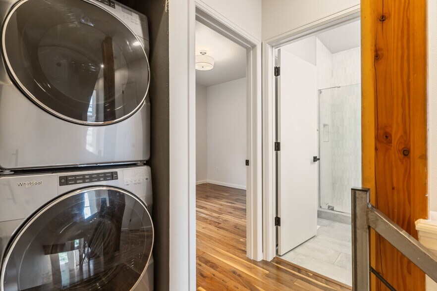 laundry is conveniently located on the same floor as the bedrooms - 2680 Blake St