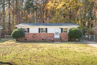 Building Photo - 3Bed/1.5Bath Cozy & Convenient in Durham NC!
