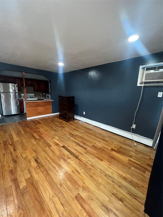 Building Photo - 180-11 146th Ave