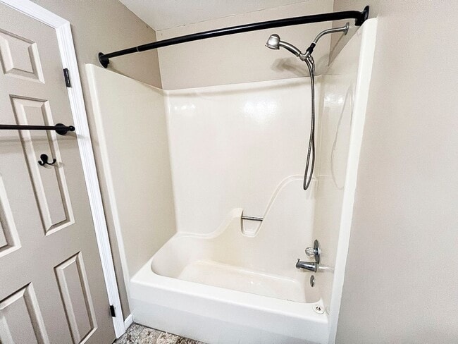 Building Photo - 3502 Old Jones Rd