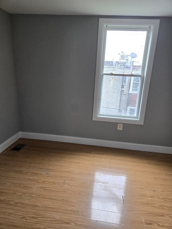 Building Photo - 608 E Wensley St