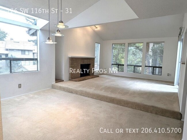 Building Photo - 126 SW 116th St
