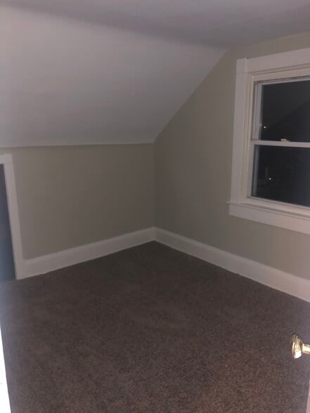 Building Photo - 2920 E Cold Spring Ln