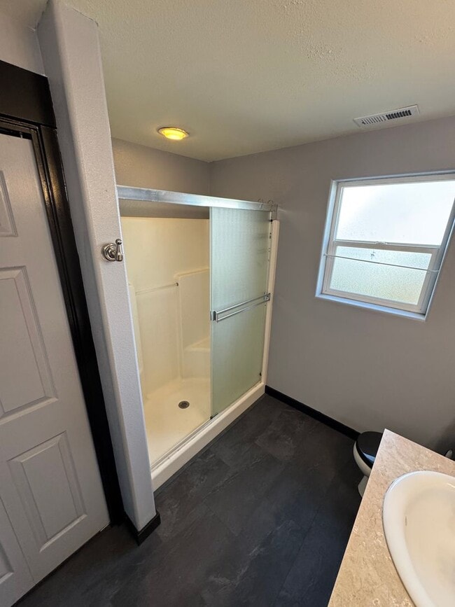 Building Photo - Spacious 4 Bedroom Home in SW Corvallis – $2,995/month