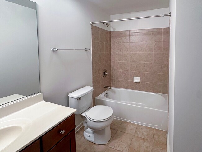 Building Photo - 520 S State St