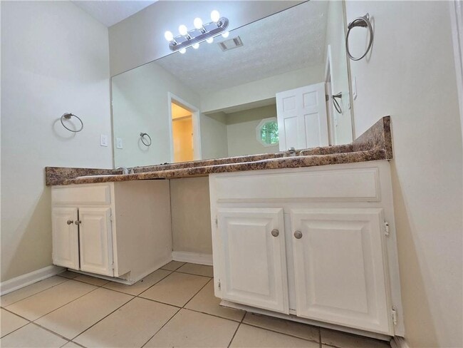 Building Photo - 7846 Melanie Dr