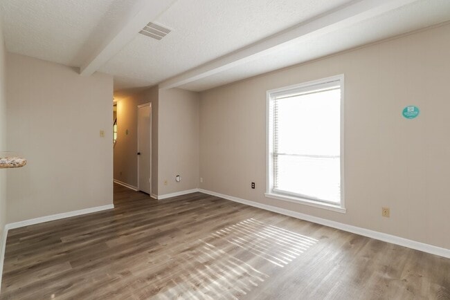 Building Photo - 13483 Castilian Dr
