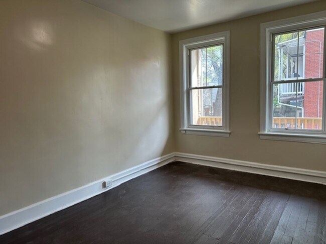 Building Photo - 111 N 17th St