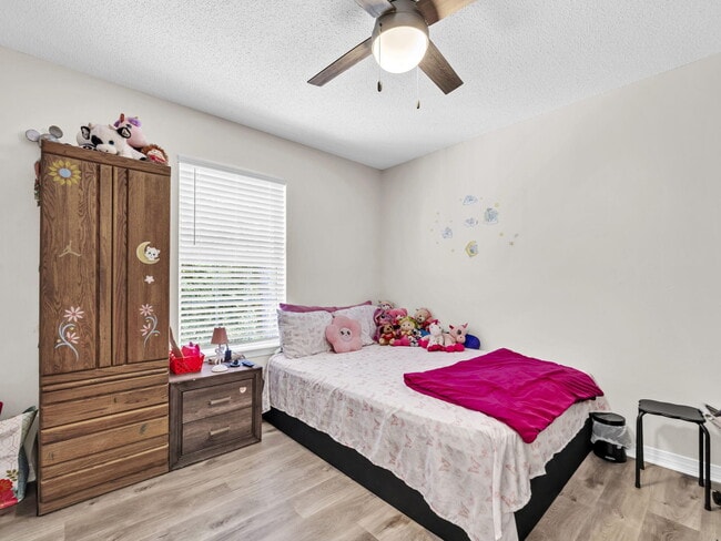 Building Photo - 1061 Quail Hollow Dr