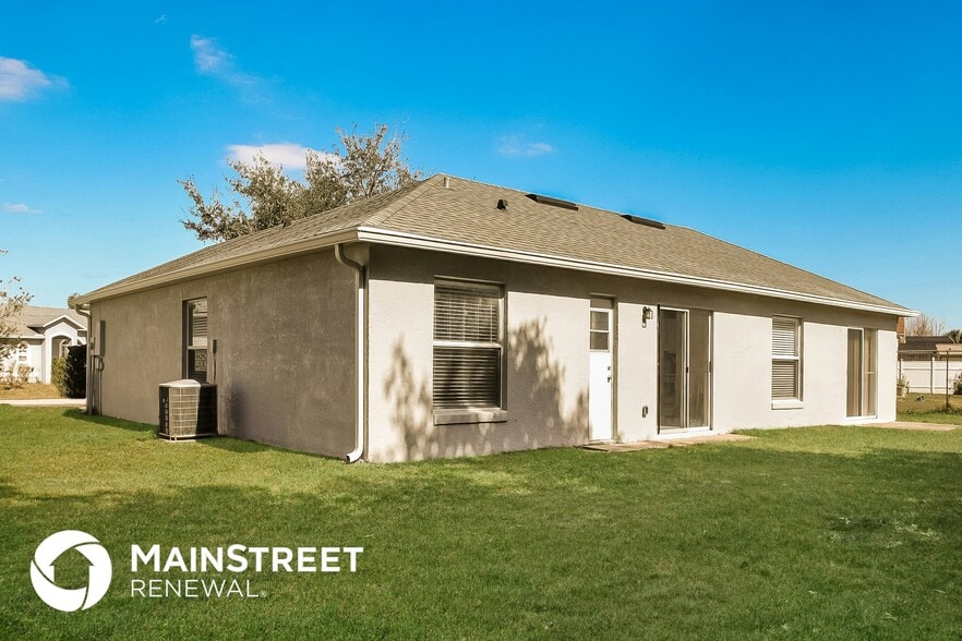 Building Photo - 636 Regency Way