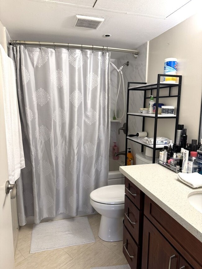 Building Photo - Executive Centre