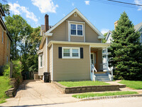 Building Photo - 4315 28th-