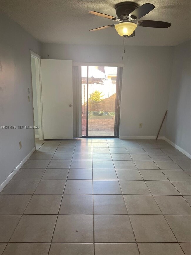 Building Photo - 1419 Yellowthroat St