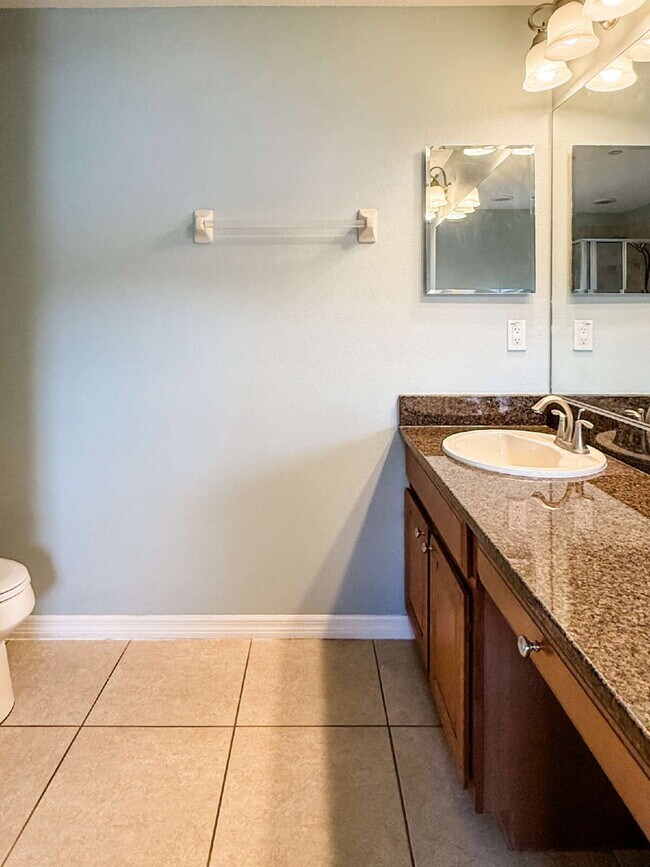 Building Photo - 10144 Arbor Run Dr