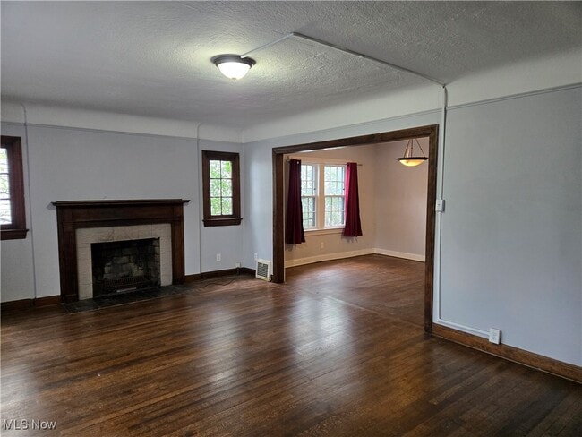 Building Photo - 3557 Lynnfield Rd