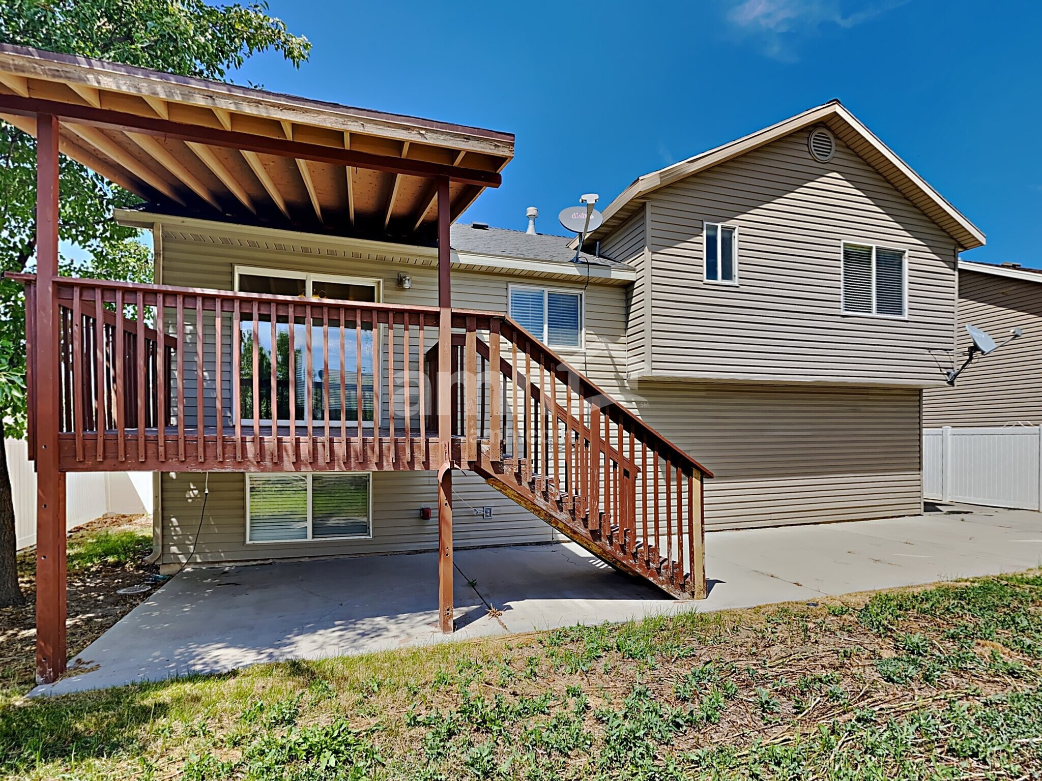 Building Photo - 543 Canyon View Dr
