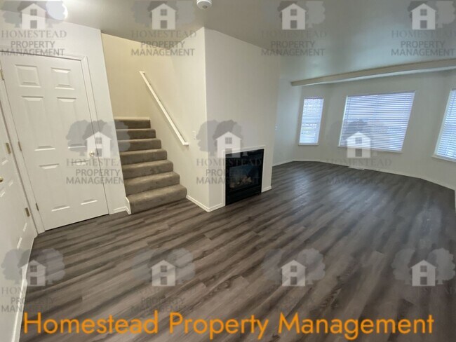 Building Photo - 599