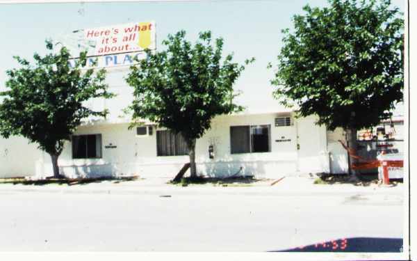 Building Photo - 2412 Tam Dr