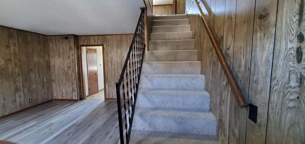 Building Photo - 112 Victor Reiter Pky