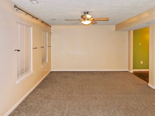 Building Photo - 45243 Billy Way