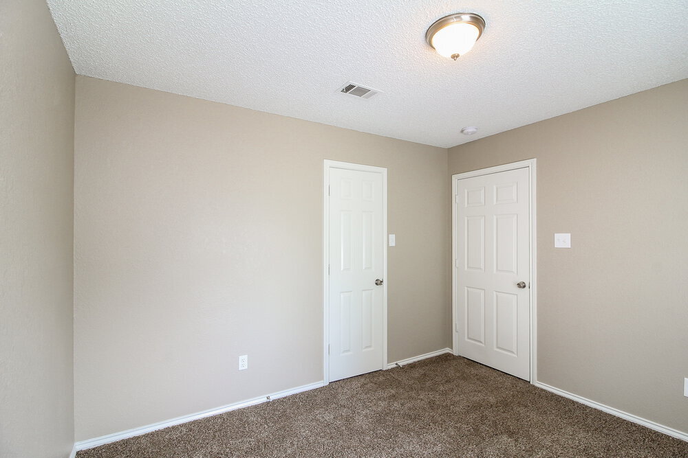 Building Photo - 849 Woodridge Cir
