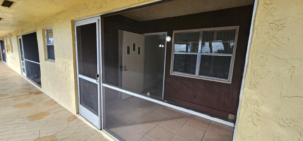 Building Photo - 2060 NW 81st Ave