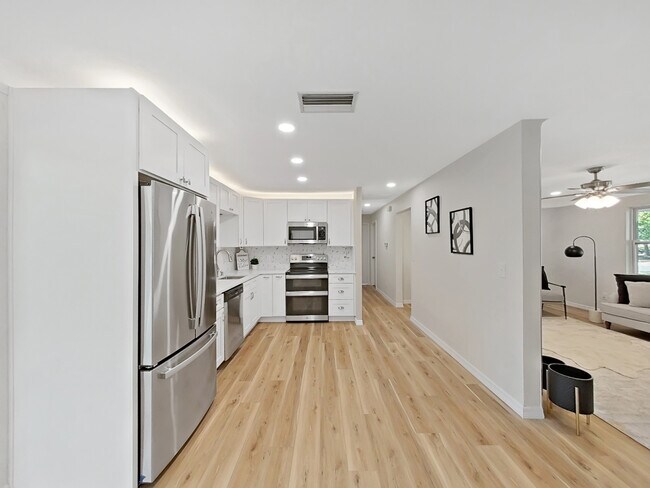 Building Photo - 7797 Barry Ct
